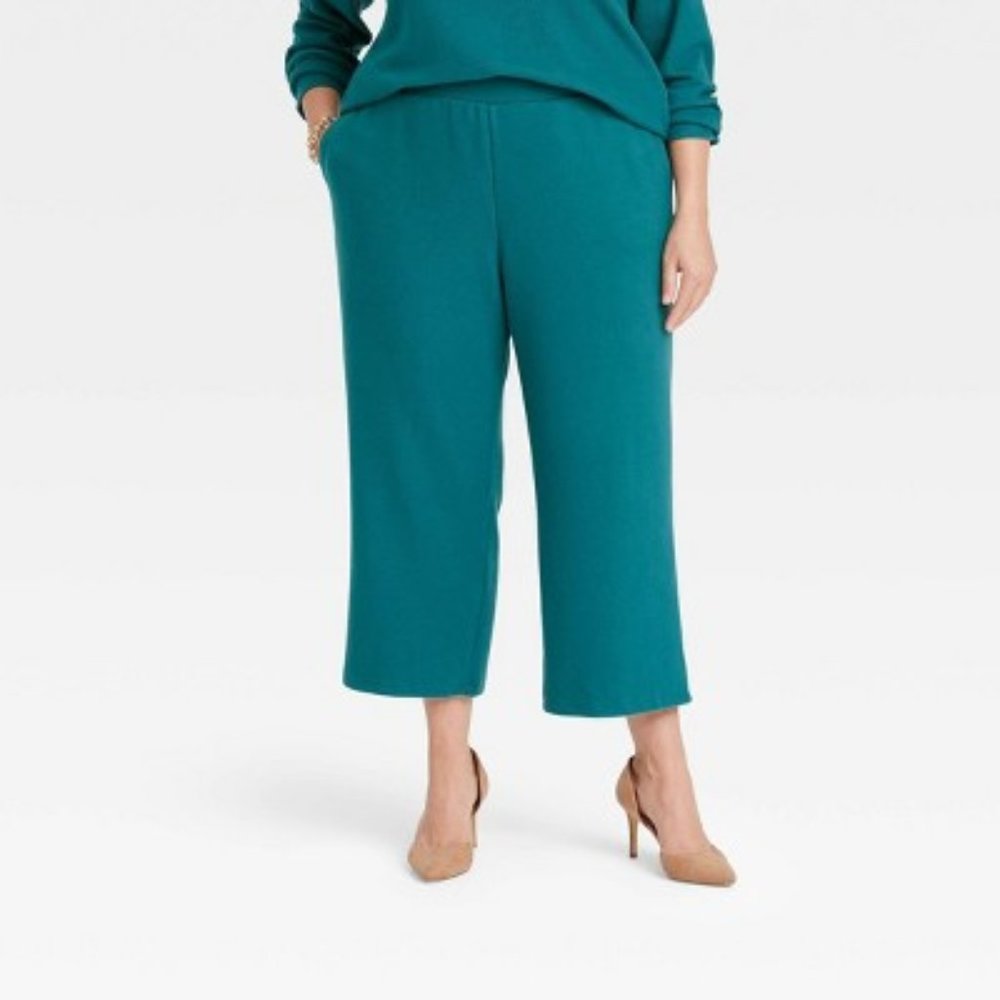 Ava & Viv Ribbed Cropped Straight Leg Pants‚ Teal